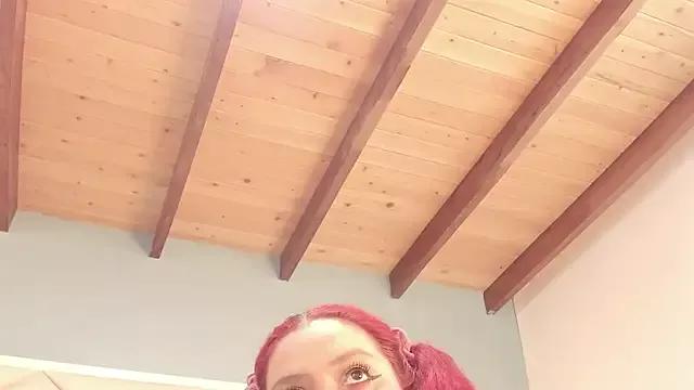 Twwiiggy from StripChat