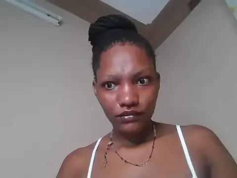 tyla_cerry on StripChat