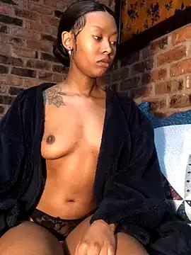 TyraaLee webcams show profile image 