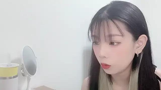 U_1166_U webcams show profile image 