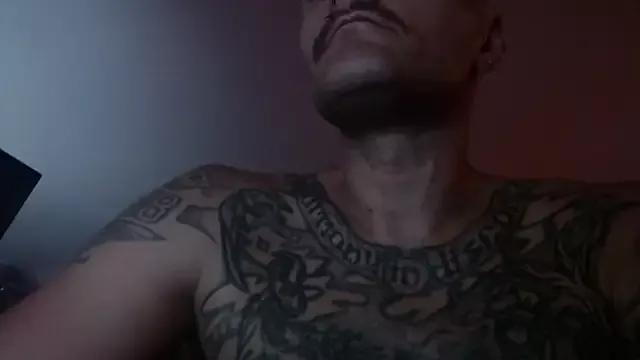 UnCuTupTheBuTT from StripChat