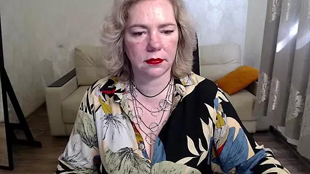 unsual_milf from StripChat