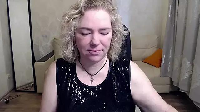 unsual_milf from StripChat