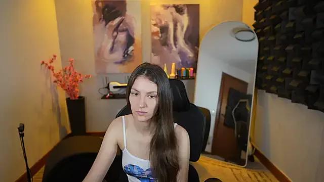 upssnowy from StripChat
