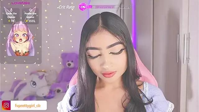 Discover our girls online shows and discover the company of countless livestreamers, with stunning shapes, sex toys and more.