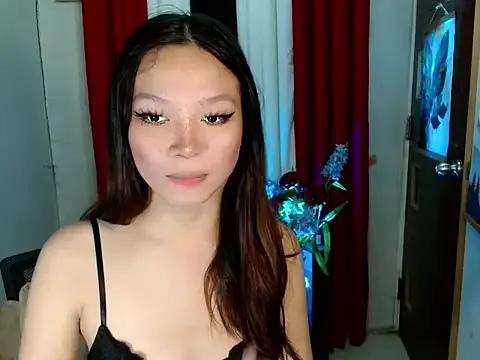 Urfuckingsainaxxx from StripChat is Freechat