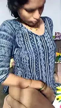 V-HOT-NEHA from StripChat is Freechat