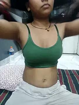 Vaani_Cutie from StripChat is Freechat