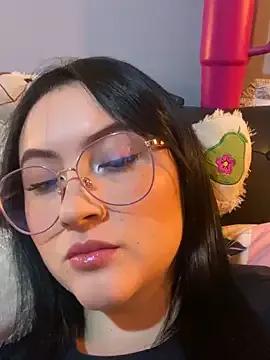 VALENORTIZ7 webcams show profile image 