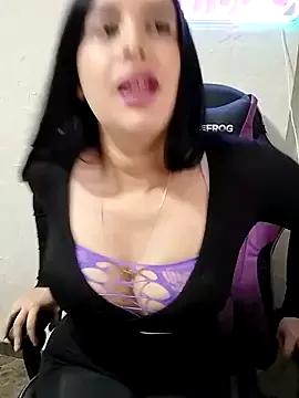 valentinapereira-18 from StripChat is Freechat