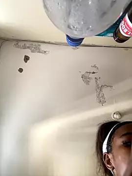 valeria_diaz- from StripChat is Freechat