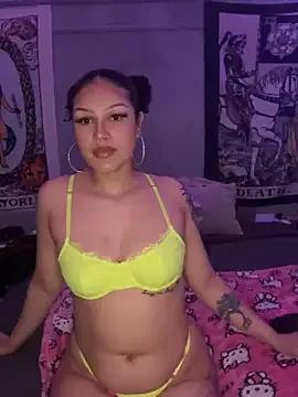 Valeriafallsxx from StripChat is Freechat