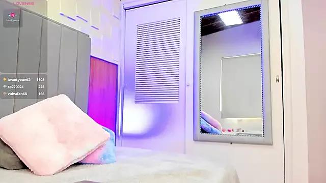 valeriahenao1 from StripChat is Freechat