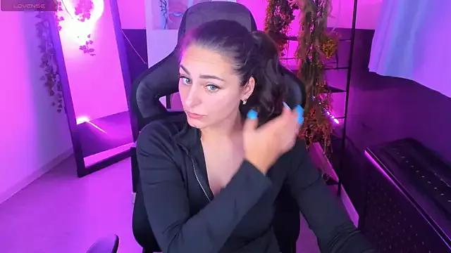 ValeriiMills from StripChat is Freechat