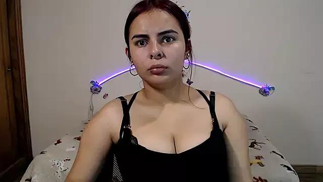 Valeryxs from StripChat is Freechat