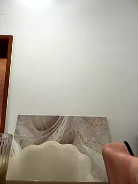 VampyScarlet from StripChat is Freechat