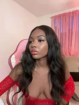 Discover our girls online shows and discover the company of countless livestreamers, with stunning shapes, sex toys and more.