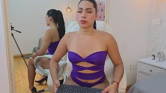 Vanessa_Rain_ from StripChat is Freechat