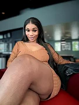 VannessaJj from StripChat is Freechat