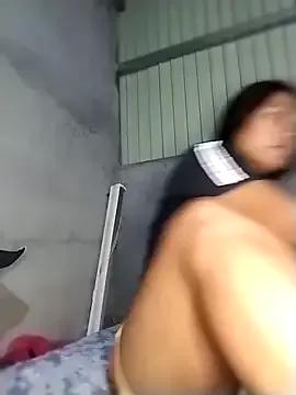 Veeluna16 from StripChat