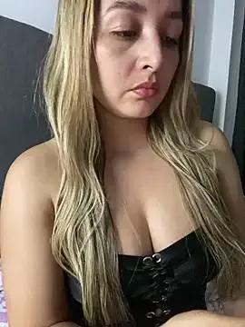 vellaAngel from StripChat