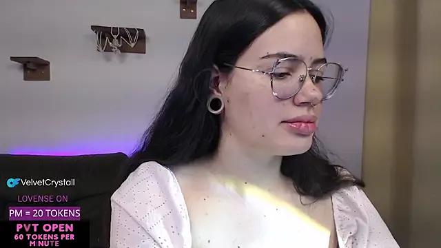 Velvetcrystall from StripChat
