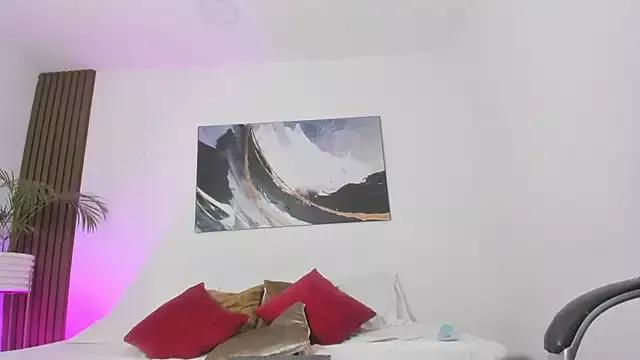Venus__Star1 from StripChat is Freechat