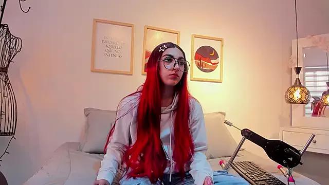 venusevanss from StripChat is Freechat