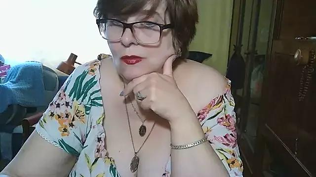 VeronicaGold511 from StripChat is Freechat