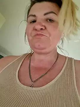 VeronikaBless from StripChat is Freechat