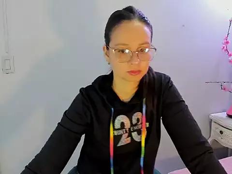 Photos of Veronnicca from StripChat is Freechat