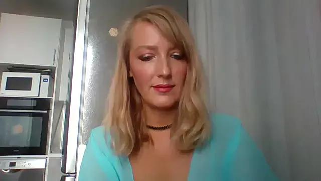 Vexxaa from StripChat