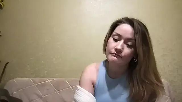 Veyriona webcams show profile image 