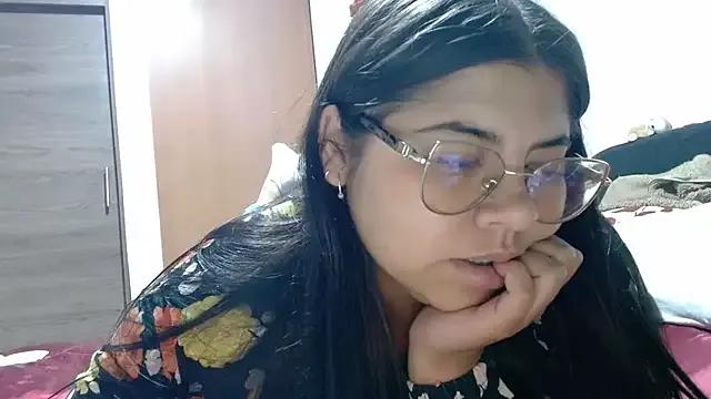 viccky_vick from StripChat
