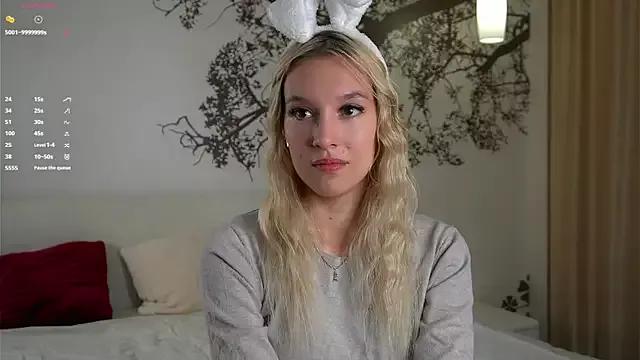 VickiWohl from StripChat is Freechat