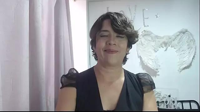 Victoria_meester from StripChat is Freechat