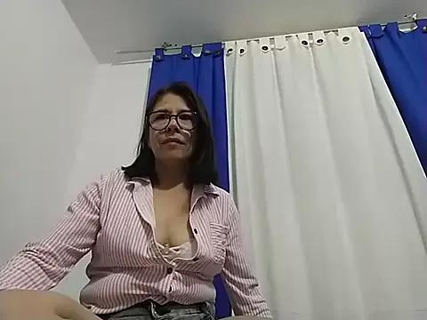 Victoria_Milfsex from StripChat is Freechat
