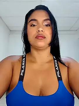 victoria_roussee from StripChat is Freechat