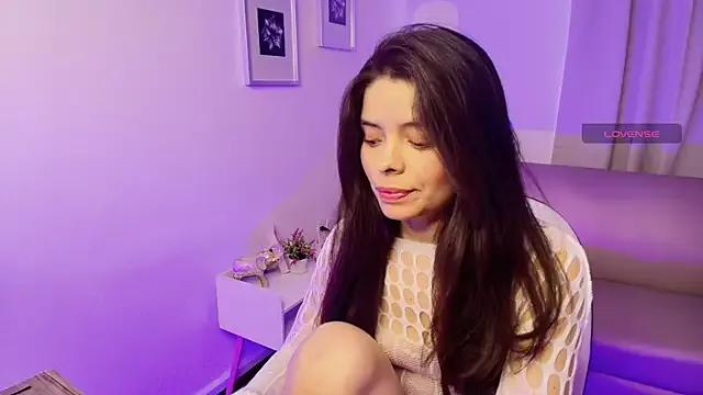 victoria_stern from StripChat is Freechat