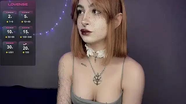 Discover our girls online shows and discover the company of countless livestreamers, with stunning shapes, sex toys and more.