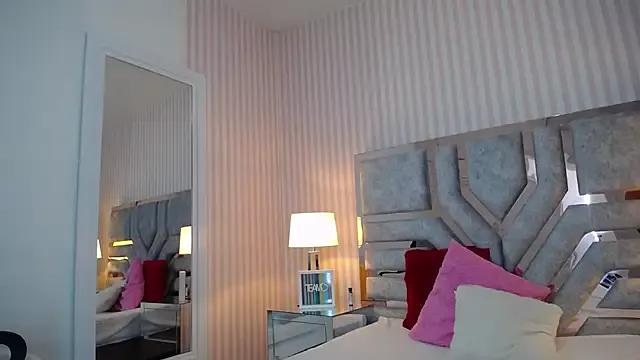 ViictoriaJones_ from StripChat