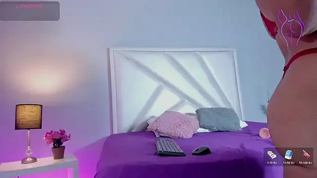 viioleta_cruz from StripChat is Freechat