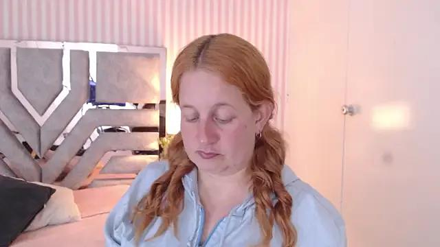 ViioletaMora from StripChat