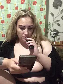 VikiiStoun from StripChat
