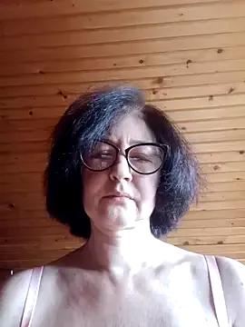 vikimoon11 from StripChat is Freechat