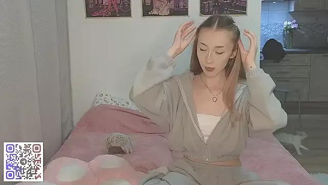 VikiSea from StripChat