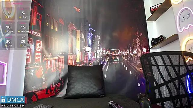 Discover our girls online shows and discover the company of countless livestreamers, with stunning shapes, sex toys and more.