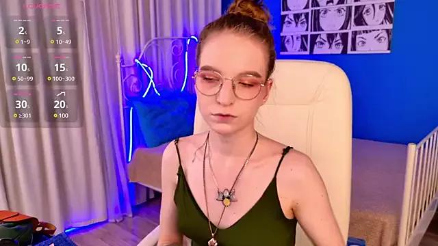 Discover our girls online shows and discover the company of countless livestreamers, with stunning shapes, sex toys and more.