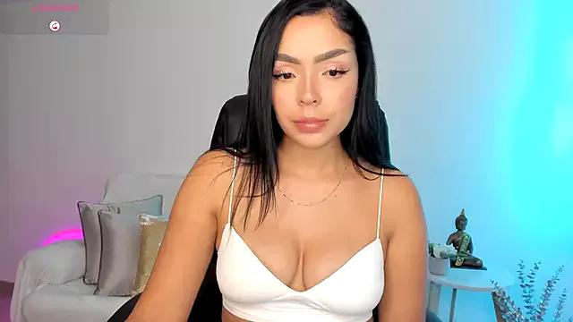 violettaa18 from StripChat is Freechat