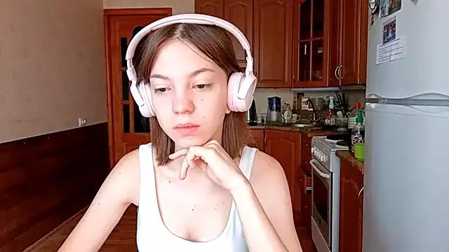 VIOLIN_LUNA webcams show profile image 
